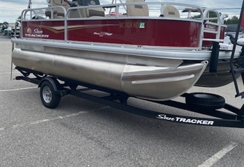 2025 Sun Tracker Bass Buggy 16XL Boat